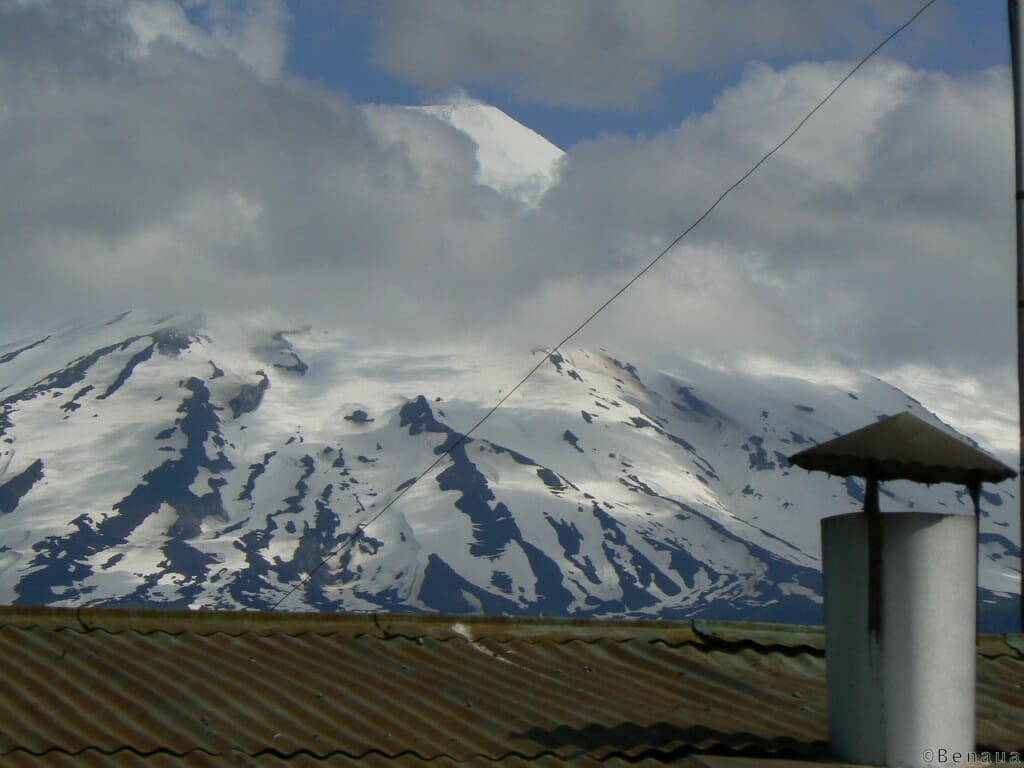 Volcan Actif - Vue du Volcan Villarica de la ville de Pucon