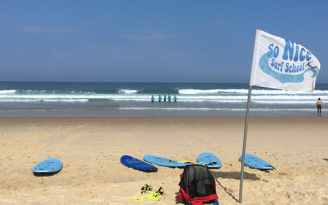 Ecole de surf en Aquitaine : Initiation avec So Nice Surf School au Porge